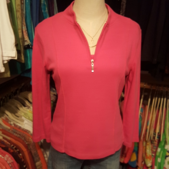 RAFAELLA ♡ NWOT Bright Pink 3/4 Length Front Zip Long Sleeve Athletic Top M - Picture 1 of 12